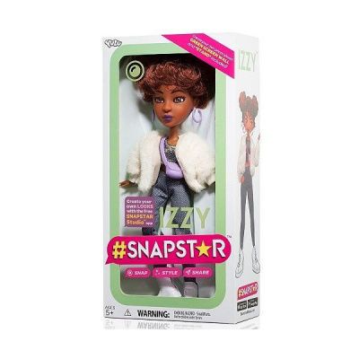 Кукла SnapStar Izzy 23 см с аксессуарами, подставкой и зелёным экраном