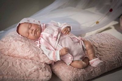 Arias ReBorns Irene новорождённый пупс 45 см, виниловый, в розовой одежде 