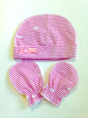 Набор шапочка и антицарапки "Elly" (розовый).