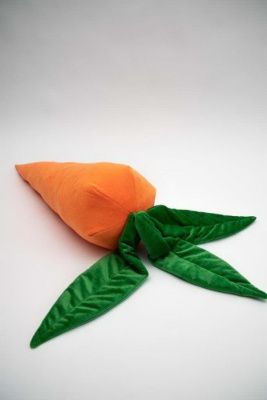 Подушка декоративная Морковь